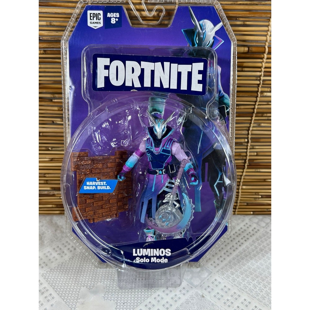 Jazwares Fortnite Luminos Solo Mode Action Figure Boxed w/ Pickaxe 8+ 2019